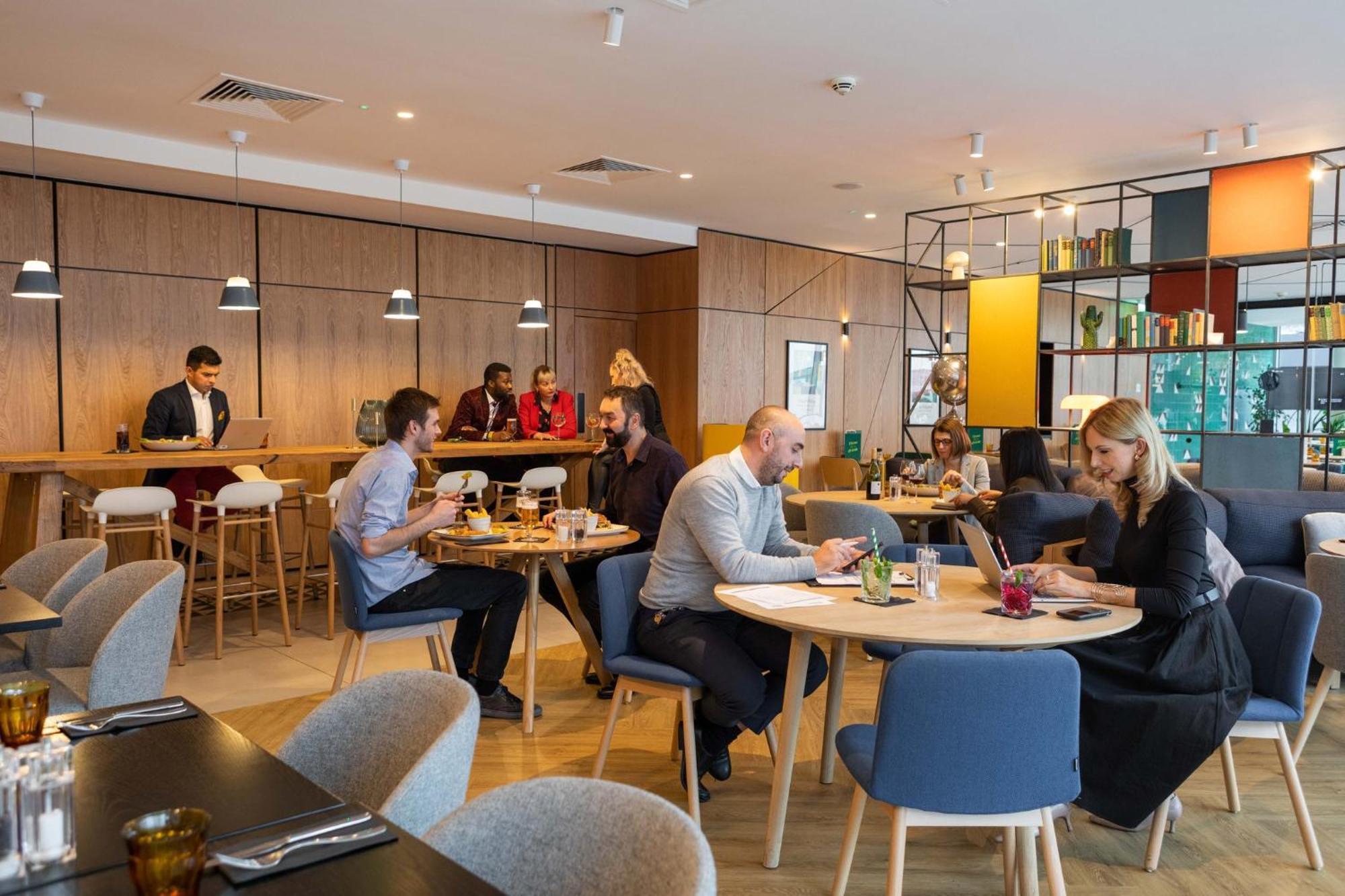 - Whitechapel By Ihg Londen