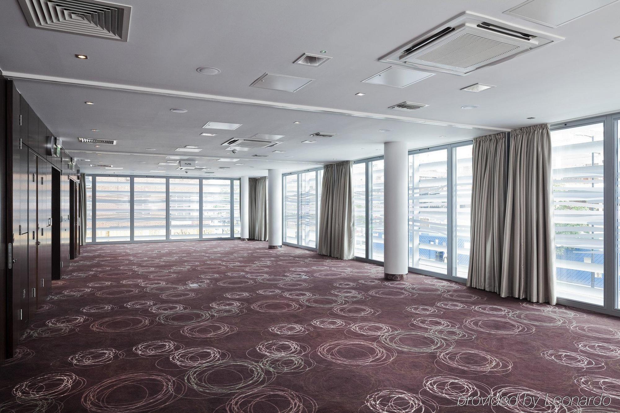 - Whitechapel By Ihg Londen